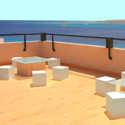 Cube display bord sittpuff vardagsrum trädgård terrass bar Icekub