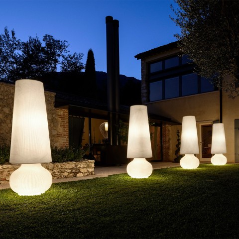 Golvlampa stor modern interiör exteriör design Fade Lamp