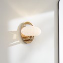 Modern vägglampa i metall med vit glasskärm Pim Katalog