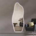KERTI Bakgrundsbelyst väggspegel i modern oregelbunden design 170x65 cm Rea