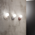 Vägglampa i cement med glaskula H20cm Rock Rea