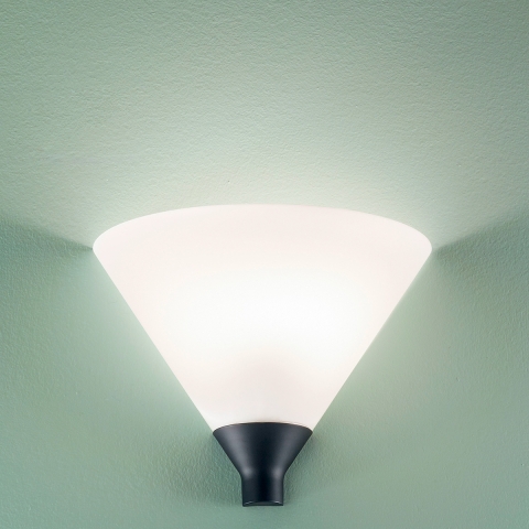 VINCENT-P Vägglampa i klassisk stil med blåst glas Kampanj