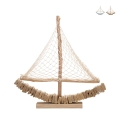 Träskulptur segelbåt med tygnät 45x45x7 cm Enok Kampanj