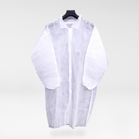 20 Skjortor Overaller Förkläden Kimono för Engångsbruk i TNT för Frisörer Kosmetologer Step Kampanj