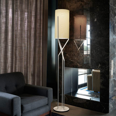 Modern minimalistisk golvlampa i metall Slide Aura Kampanj