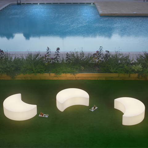 Lysande bänk soffa design måne modern utomhus trädgård Moon Slide